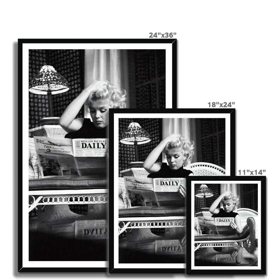 Marilyn Monroe Reading  Framed Print - Artformed